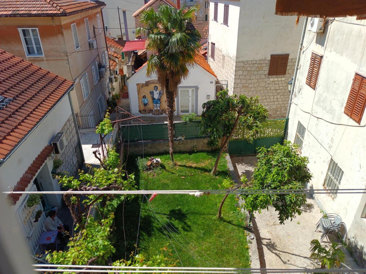 Villa Old Stone House In Historical Area à Split Extérieur photo